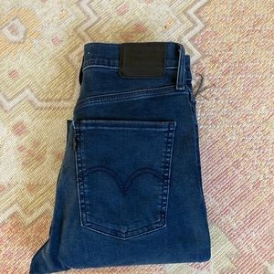 Levi’s Premium Mile High Super Skinny (size 26)